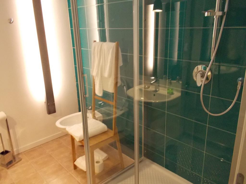 Hotel Le Stanze Del Poeta Salerno Zewnętrze zdjęcie