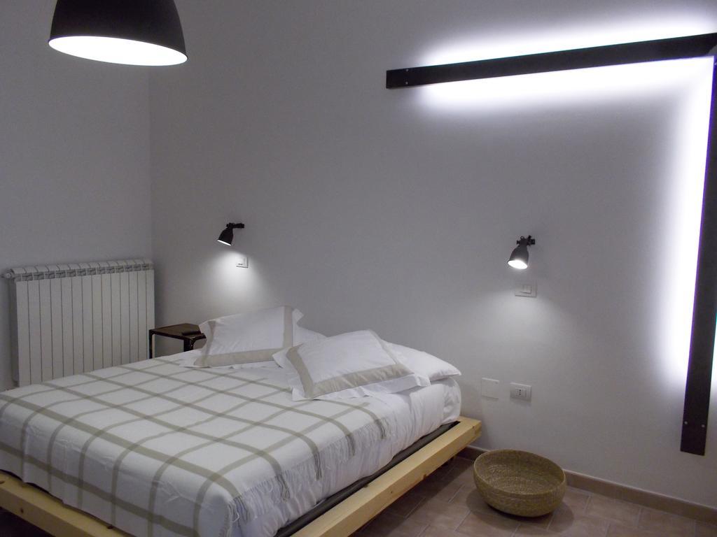 Hotel Le Stanze Del Poeta Salerno Pokój zdjęcie