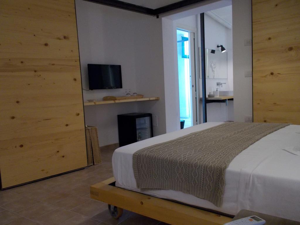 Hotel Le Stanze Del Poeta Salerno Pokój zdjęcie