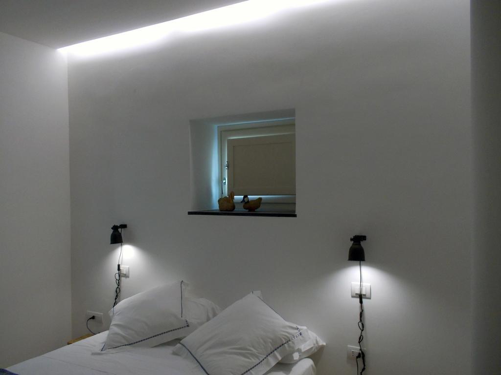 Hotel Le Stanze Del Poeta Salerno Pokój zdjęcie